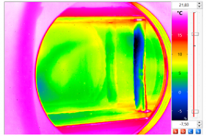 Измерение адиабатной температуры поверхности цилиндра, обтекаемого сверхзвуковым потоком сжимаемого газа
